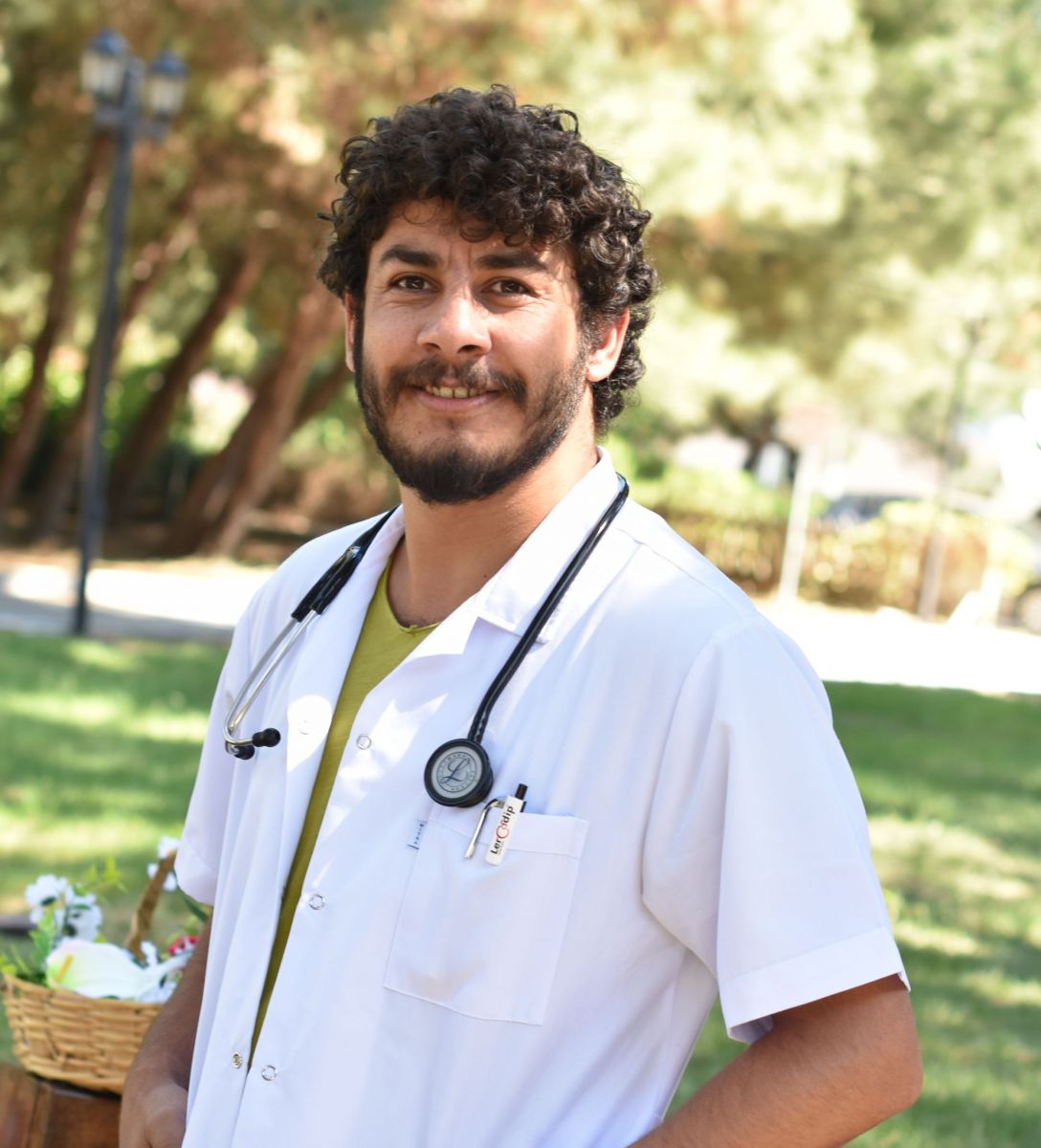 DR. MÜJDAT GÜVEN
